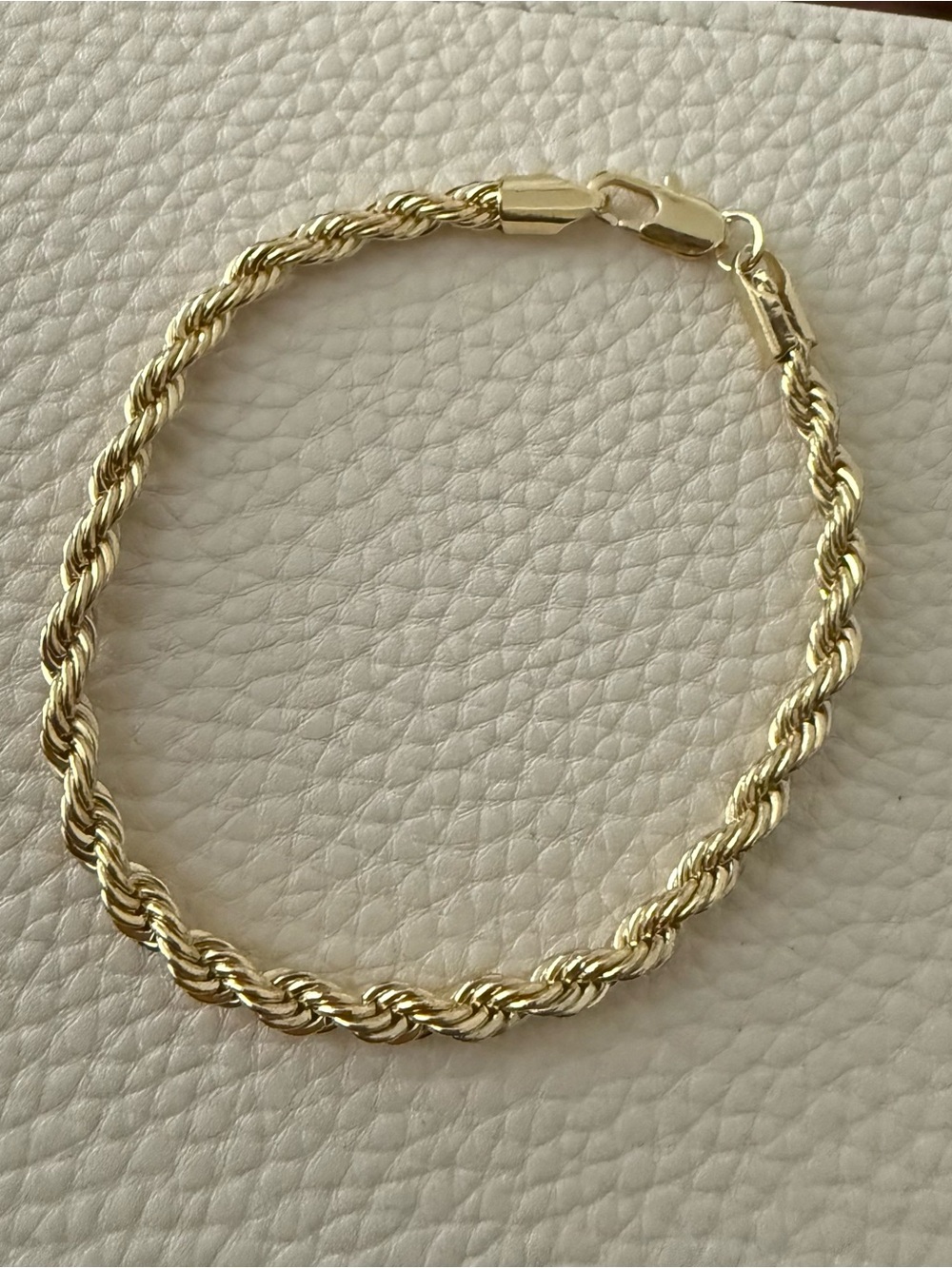 Classic Gold Rope Chain Bracelet - Women *NEW